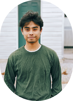 Un jeune employé de Sollio Agriculture dans le domaine des ressources humaines.