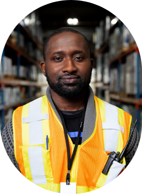 Portrait of an operational employee in a Sollio Agriculture factory.