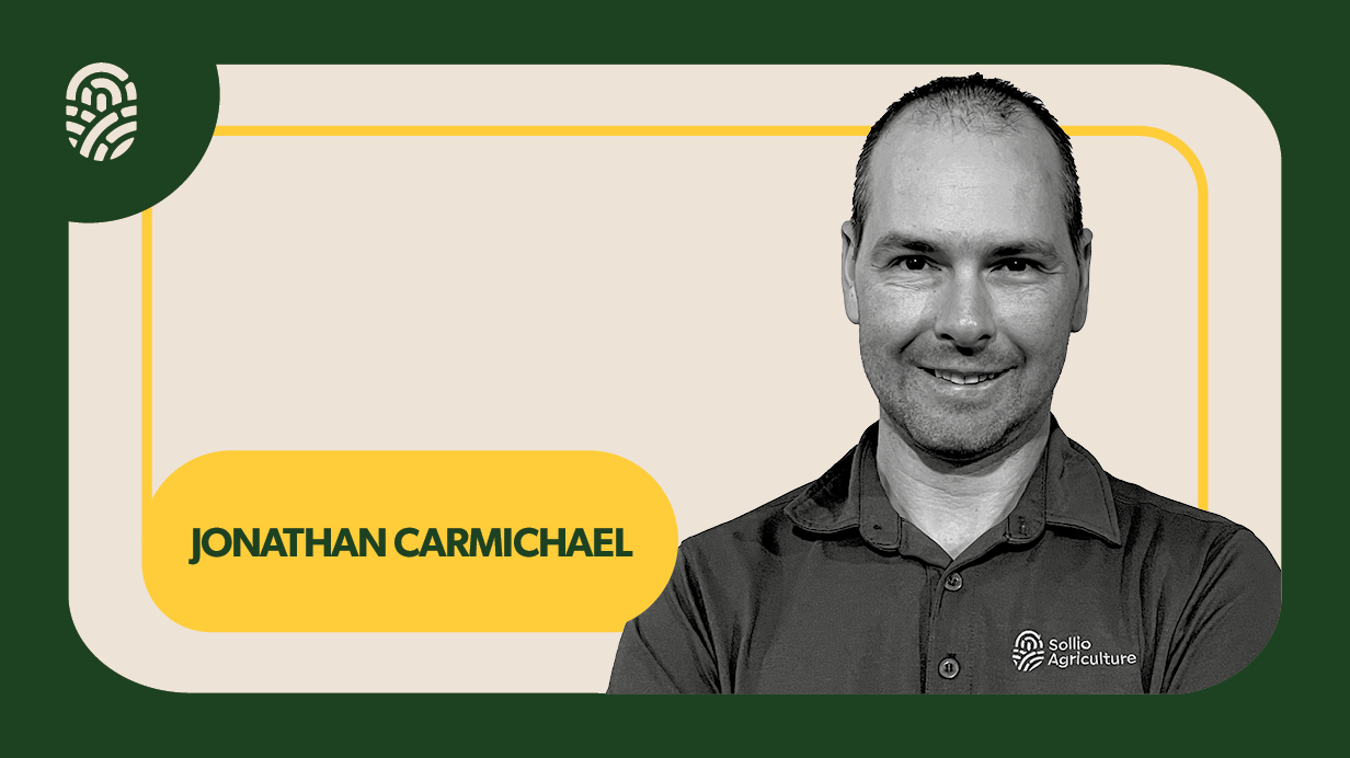 Portrait de Jonathan Carmichael, coordonnateur au service à la clientèle chez Sollio Agriculture. 